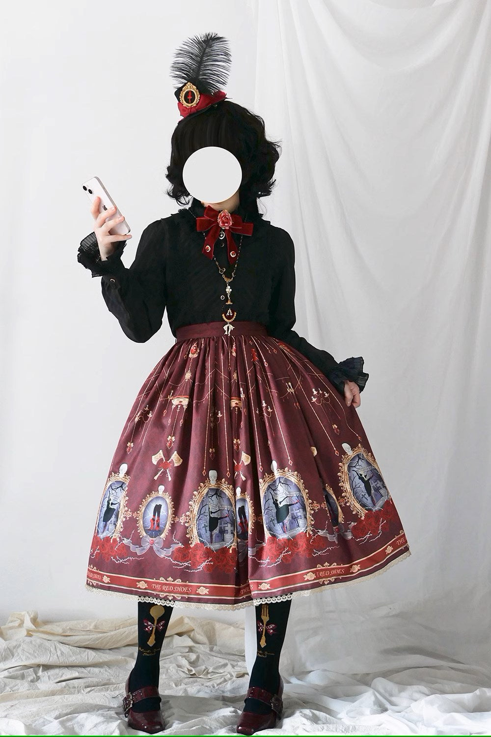 The Red Shoes Gothic Lolita Print Skirt