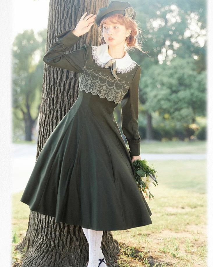 Eternal Chess Game Classical Embroidery Dress
