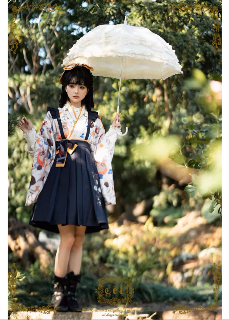 [Pre-orders available until 8/21] Temari embroidered hakama-style suspender skirt