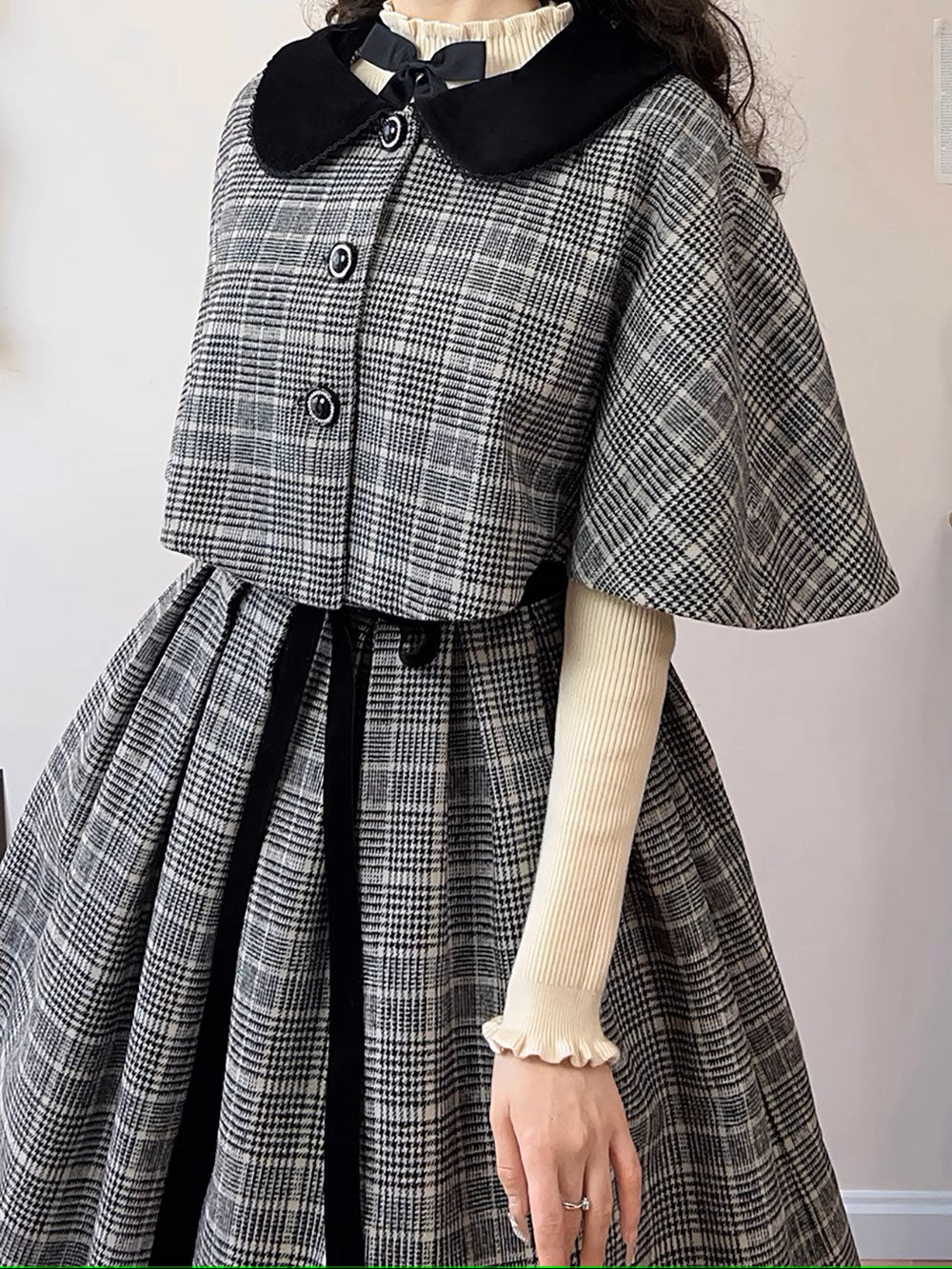 Earl Gray checked cloak