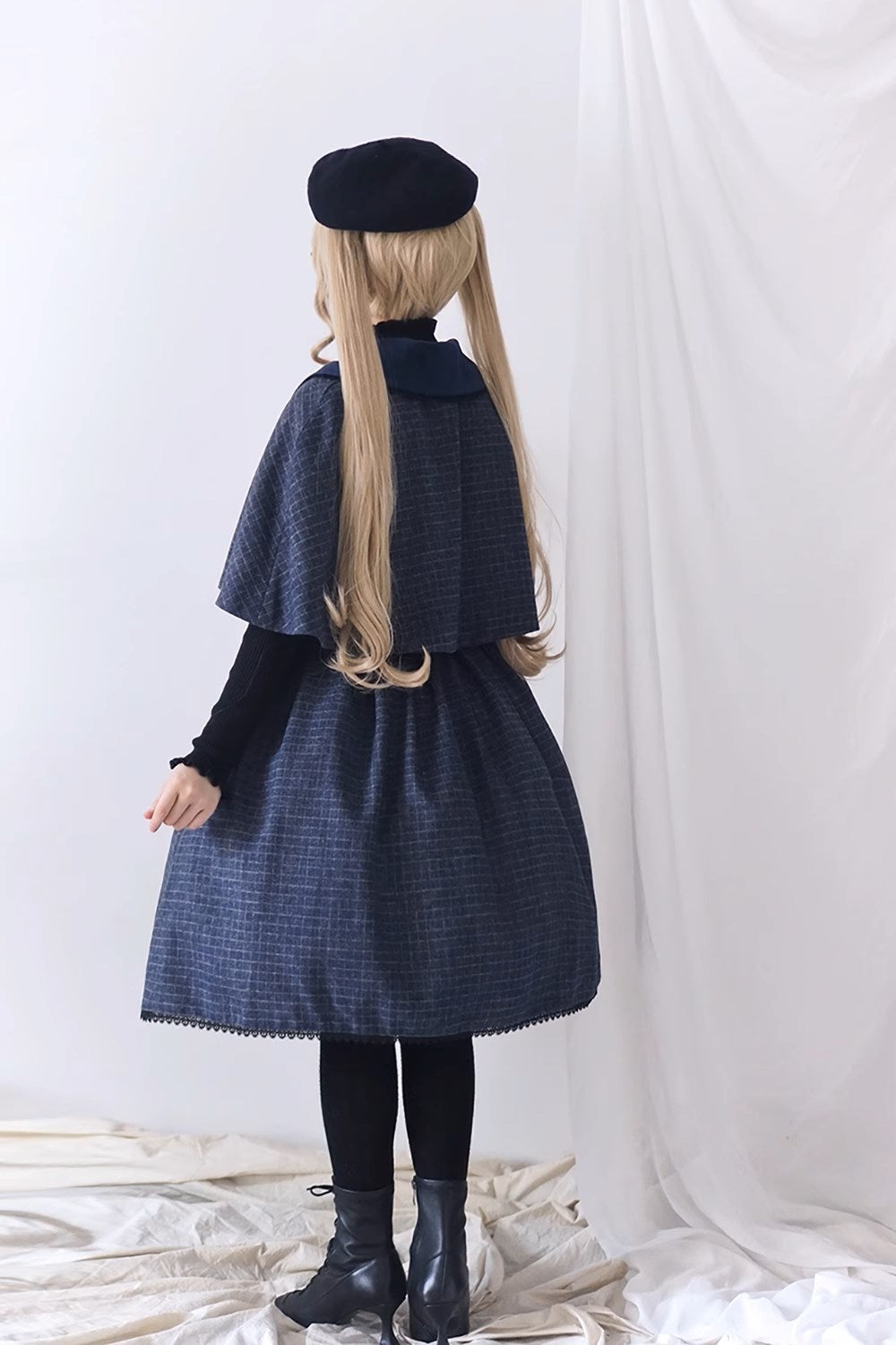 [Sale period ended] Earl Gray checked cloak