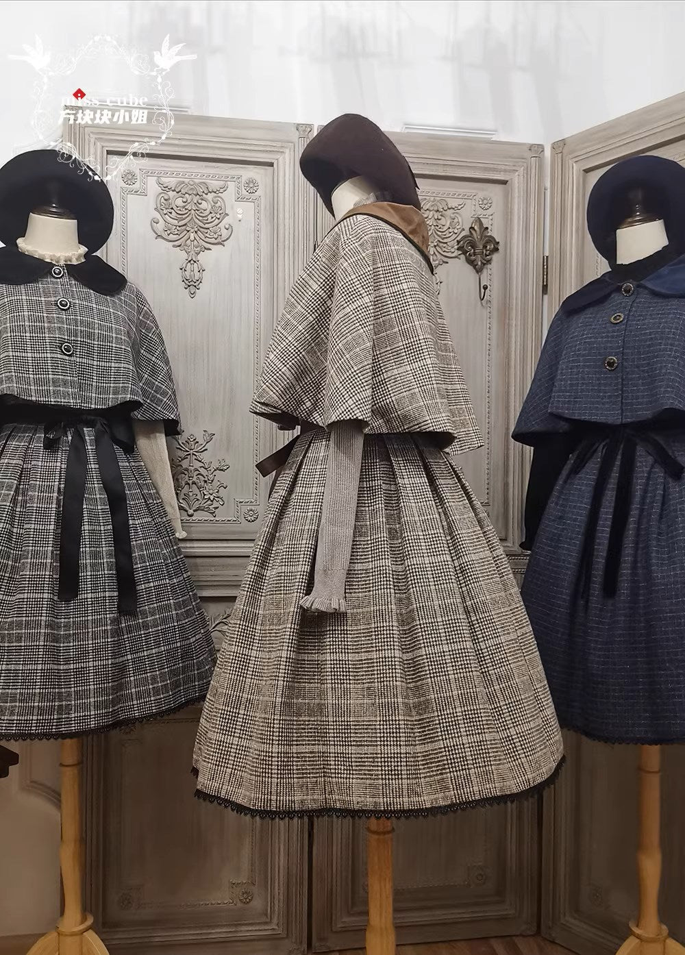 Earl Gray checked cloak