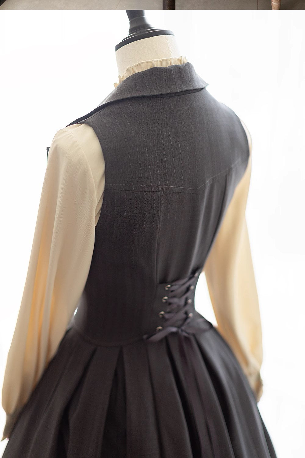 [Pre-order] Forest Knows Fall Classical Jumper Skirt with Ribbon Headband
