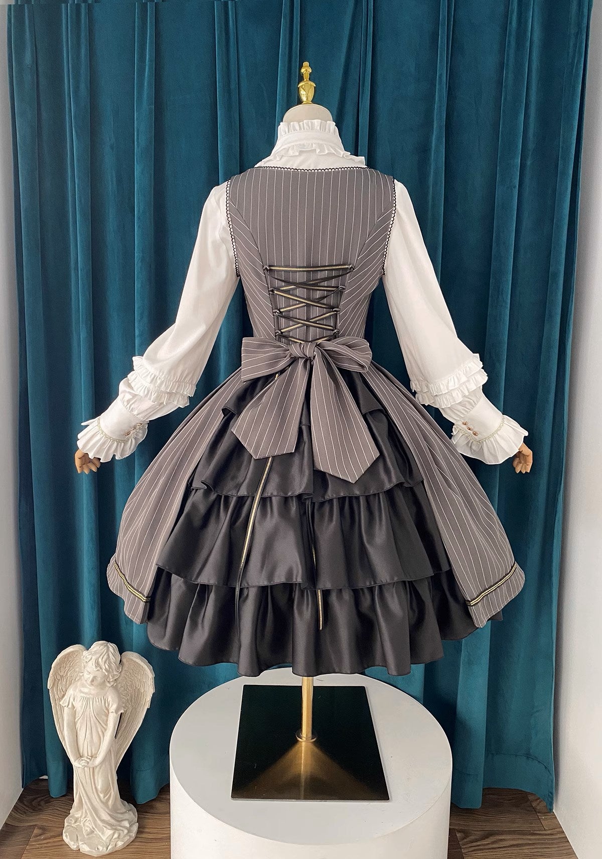 [Pre-orders available until 9/29] Bright Moon Corset Jumper Skirt Stripe [Charcoal Gray]