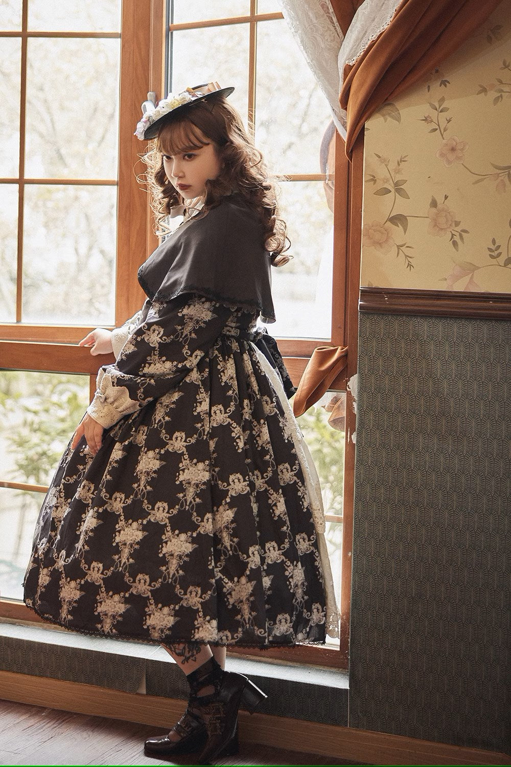 【予約販売】Antique Flower Wall ワンピース