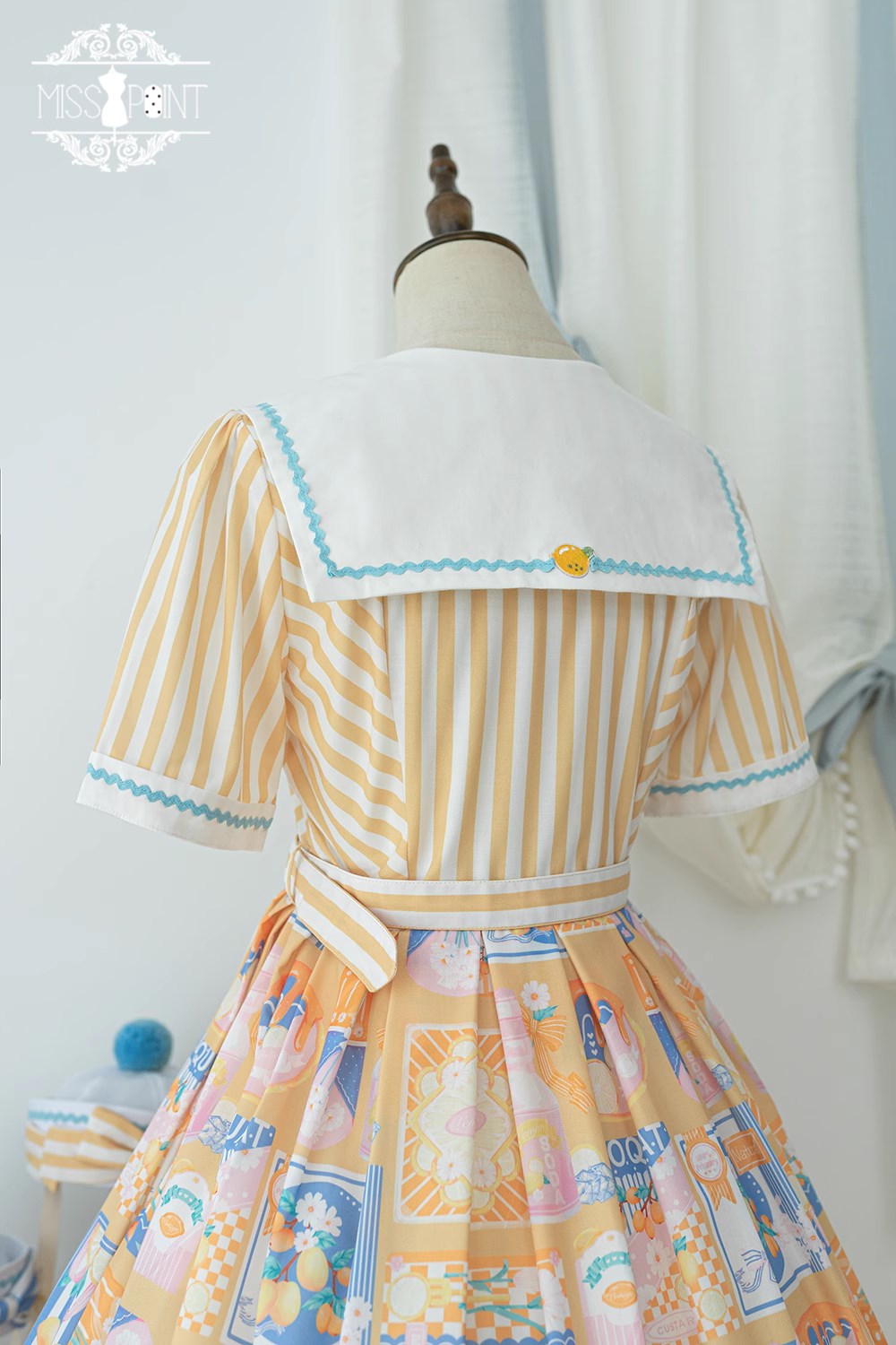 Loquat and Lemon Sailor collar dress