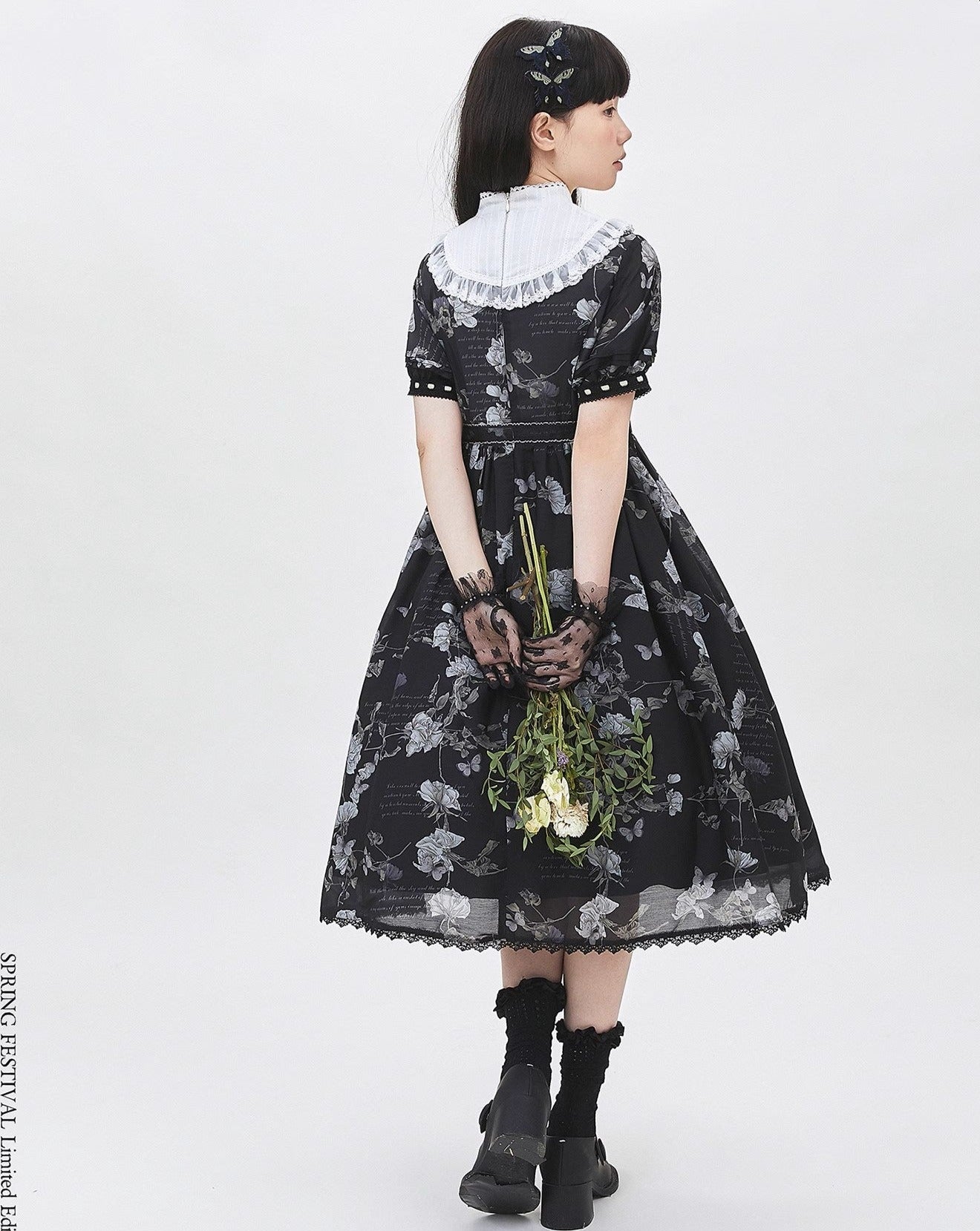 Withered Flowers Stand Collar Dress