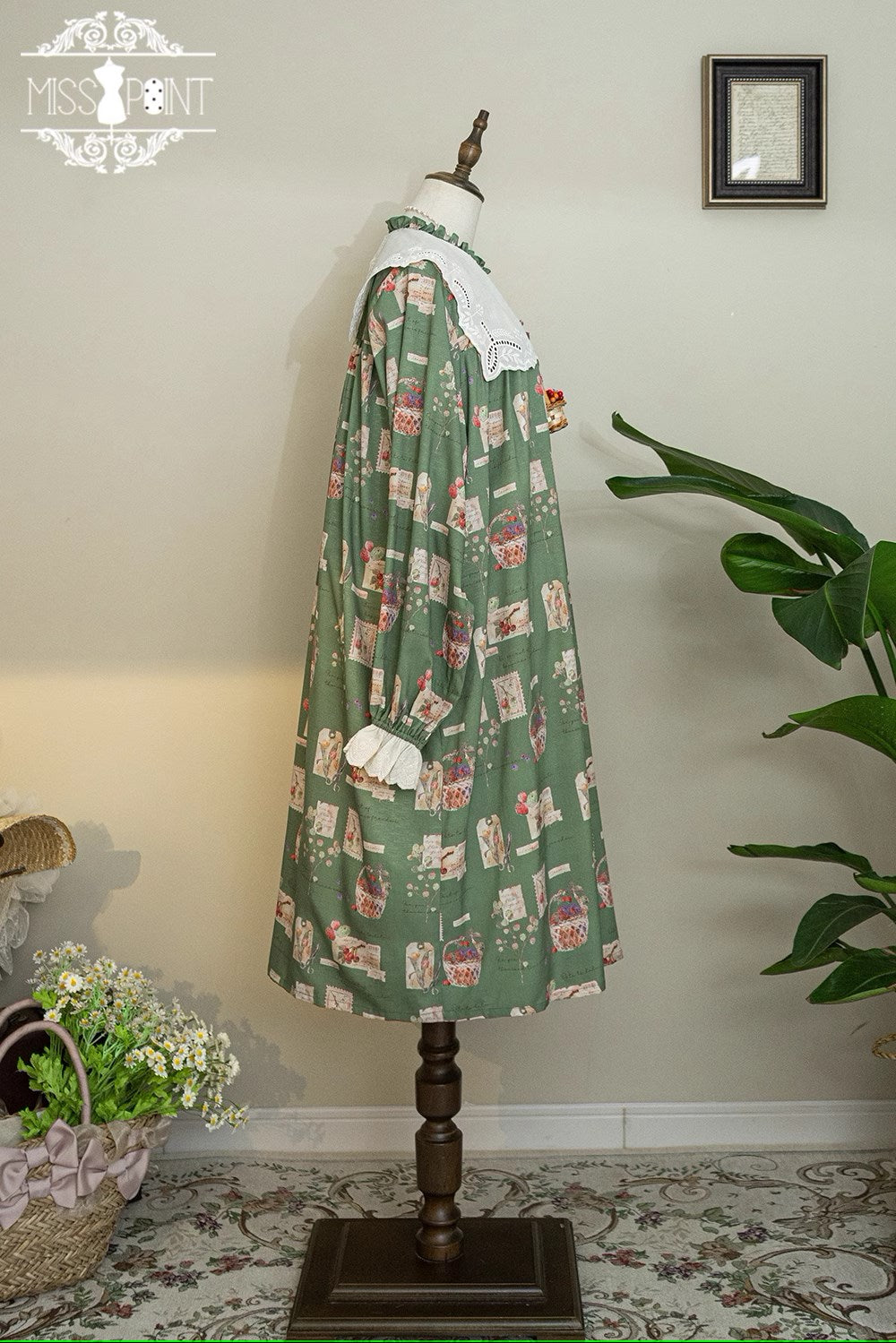 [Pre-order] Forest Encyclopedia Loose Fit Dress