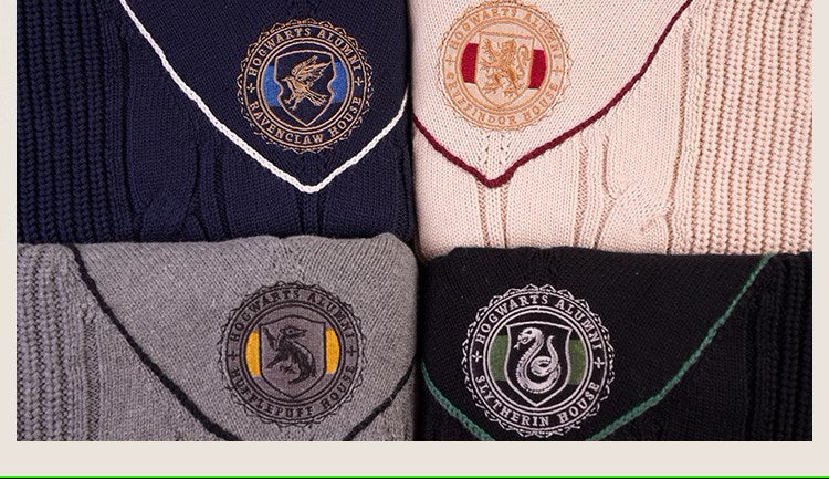[Pre-order] Hogwarts School of Witchcraft and Wizardry Oversize Knit Vest