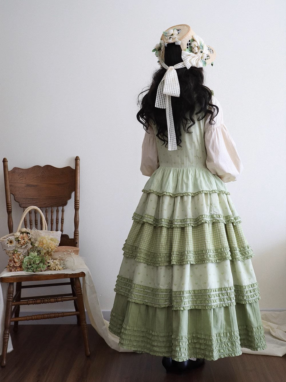 [Pre-orders available until 10/29] Gardening Sunflower jumper skirt, tiered type