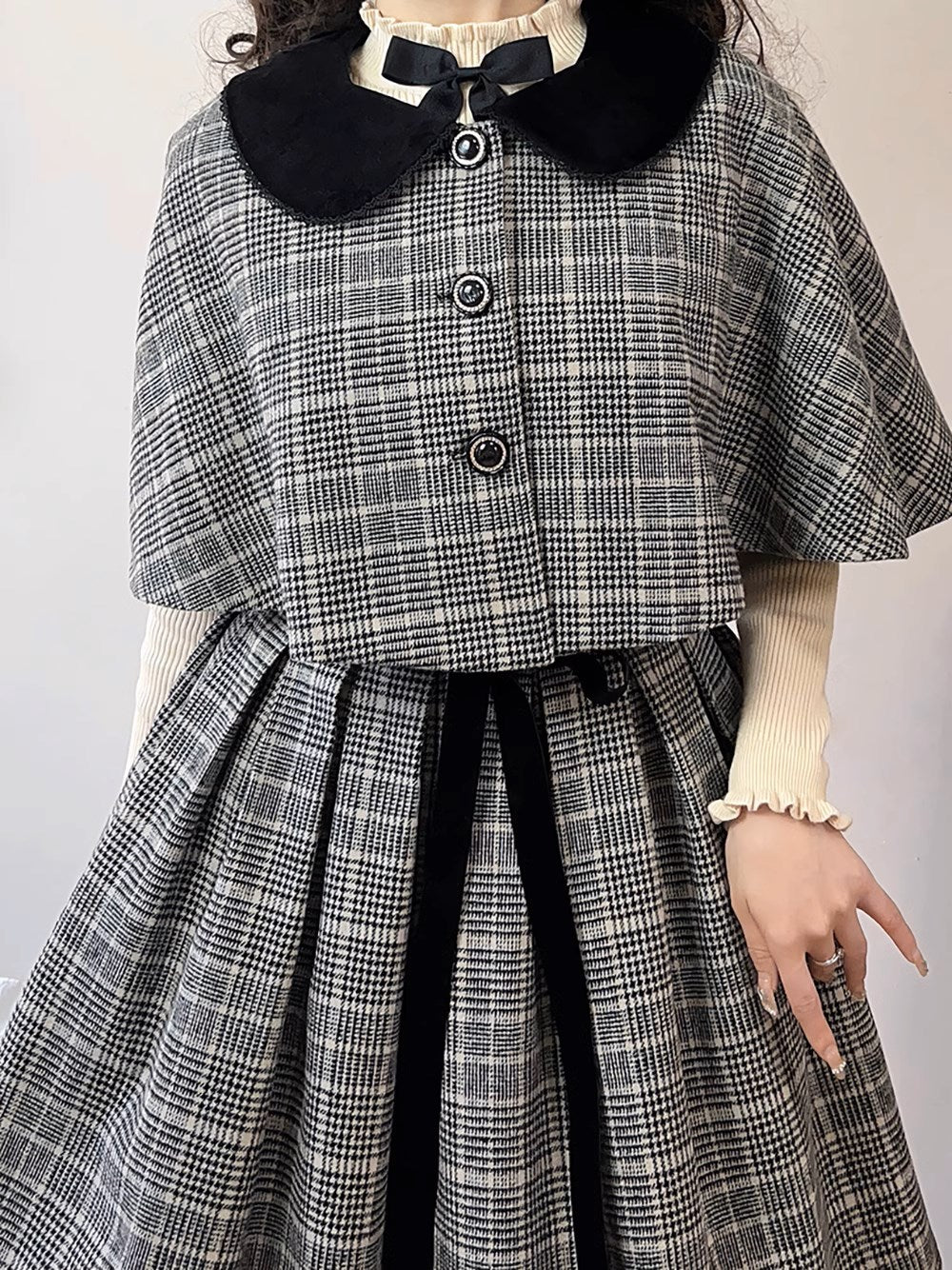 Earl Gray checked cloak
