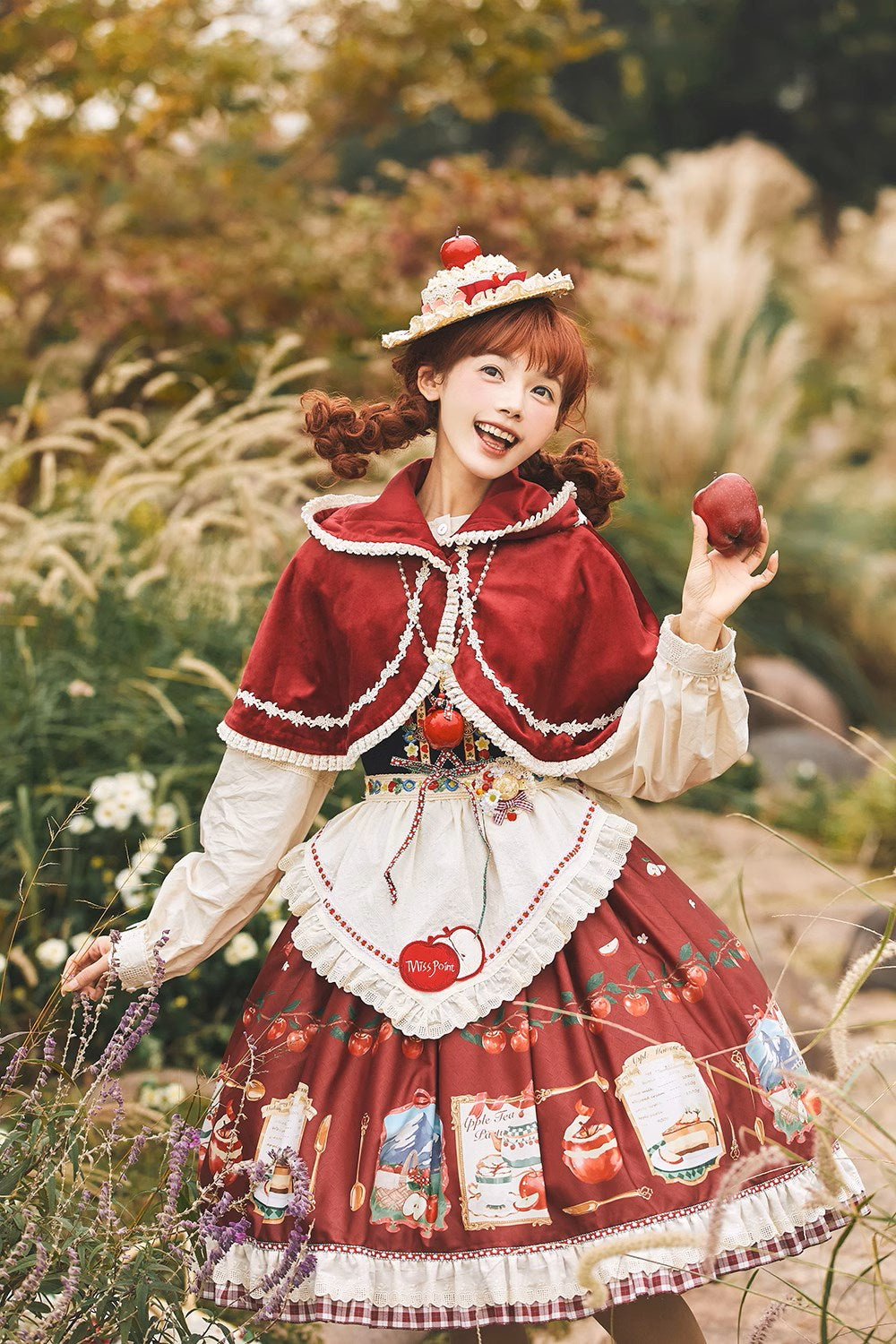 [Pre-order] Bavarian-style hooded cloak