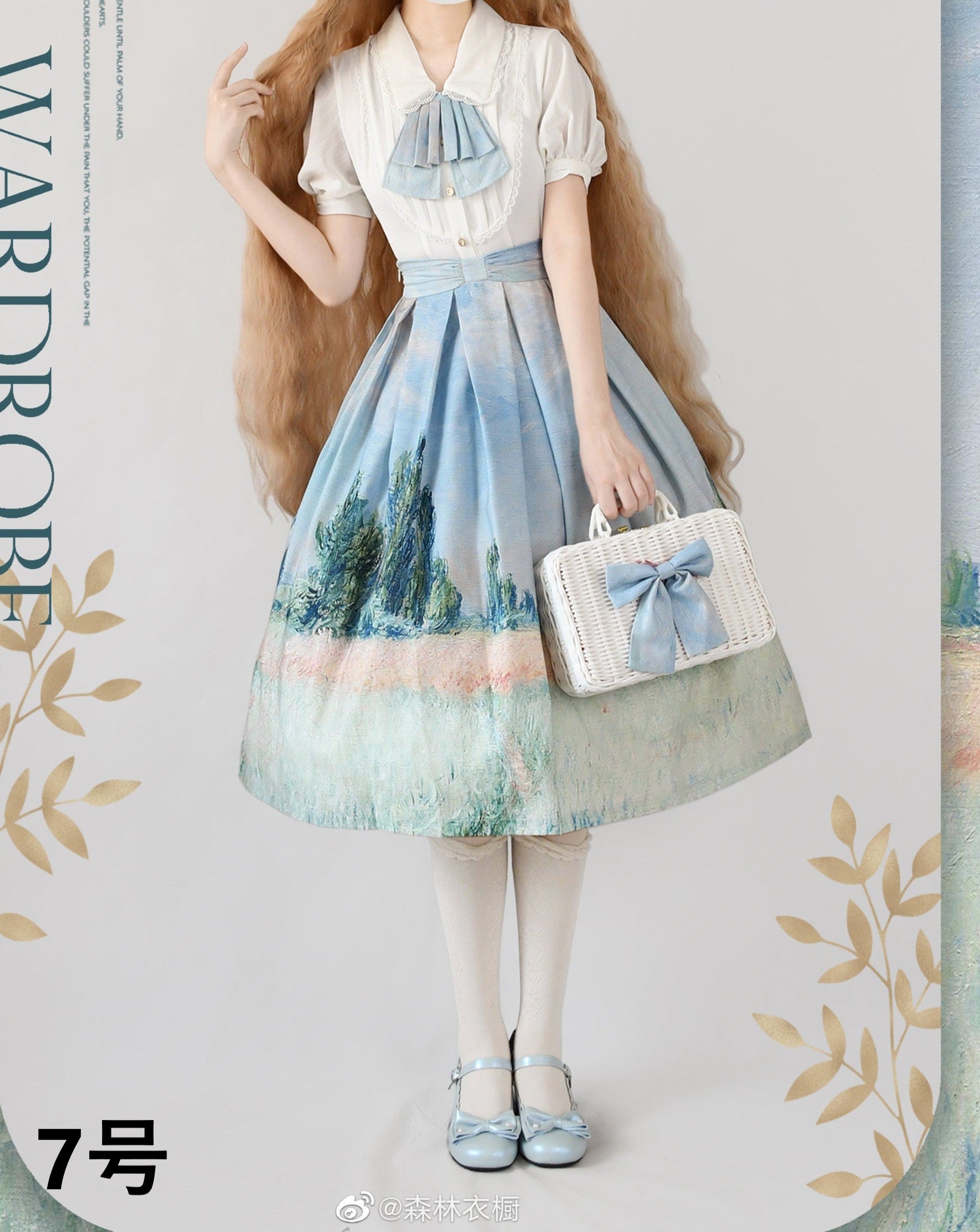 A total of 15 skirts with Monet paintings
