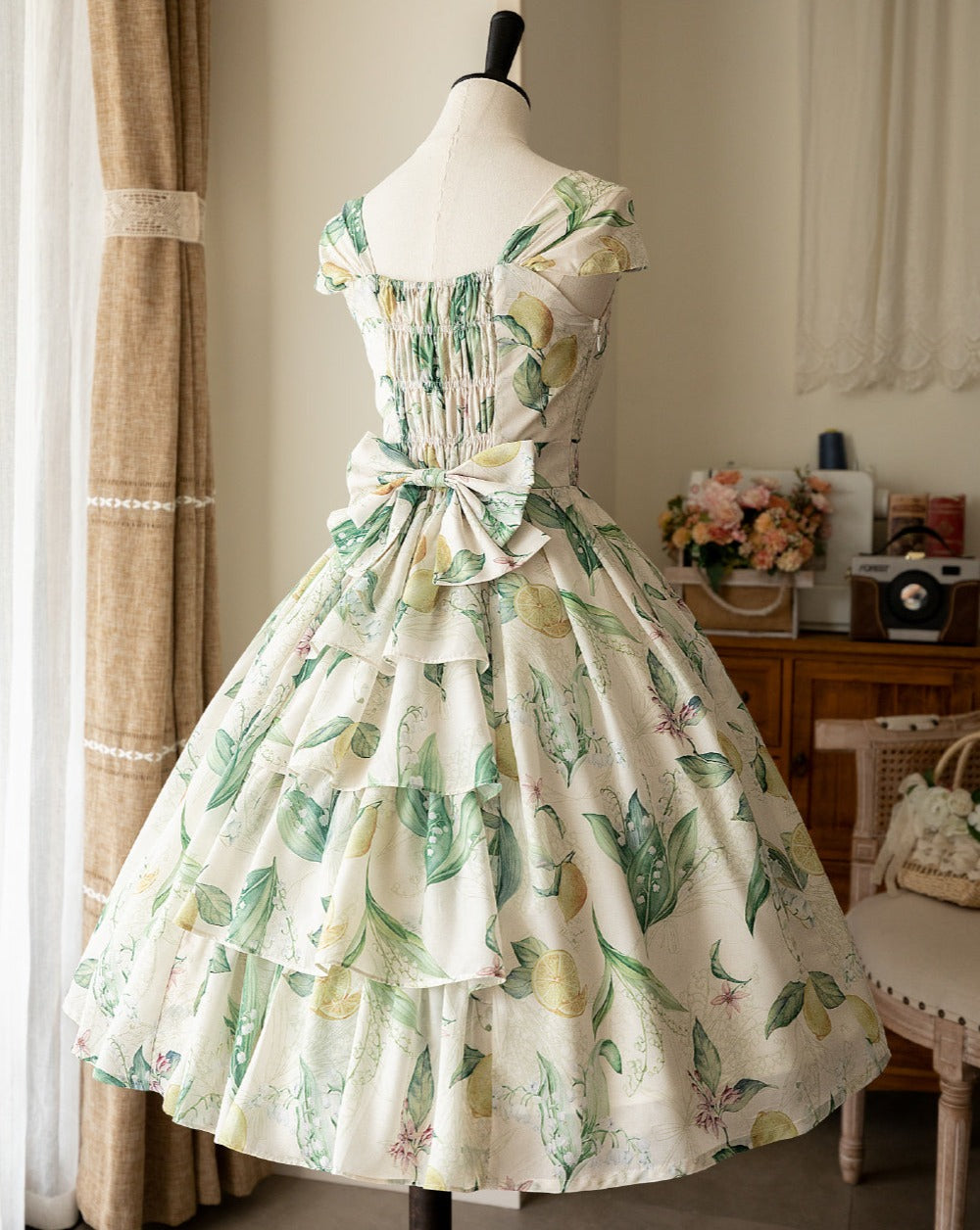 Lemon and Suzuran French sleeve jumper skirt with ribbon hair accessory