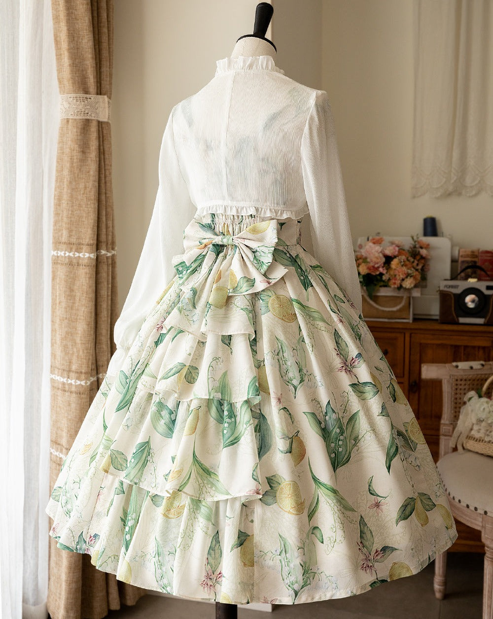 Lemon and Suzuran French sleeve jumper skirt with ribbon hair accessory