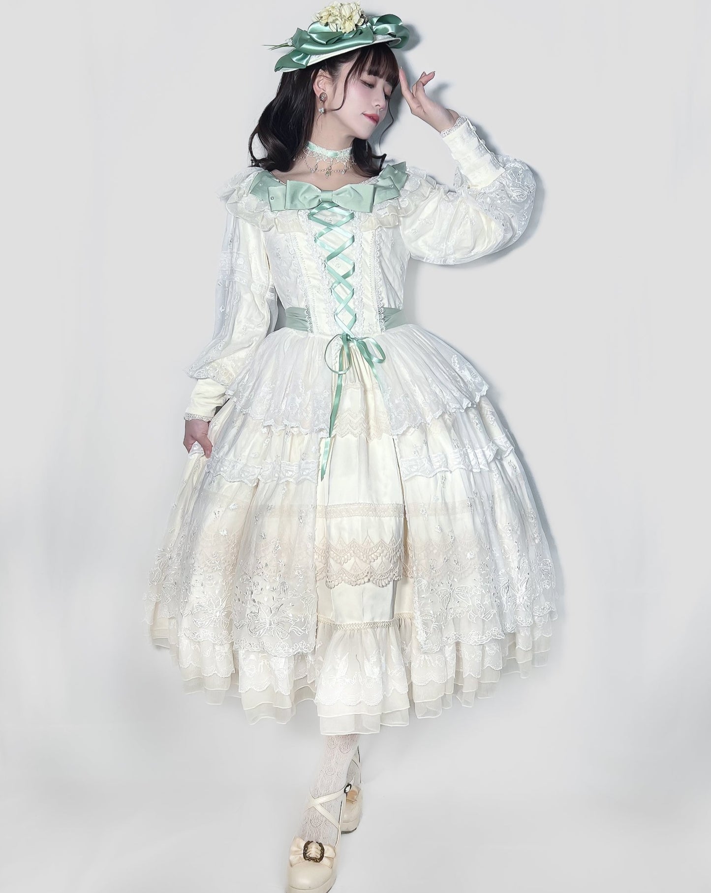 Suzuran flower embroidery open skirt elegant dress