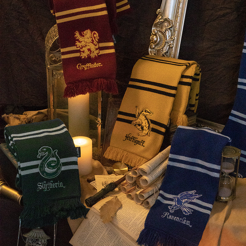 [Pre-order] Hogwarts School of Witchcraft and Wizardry Panel border muffler
