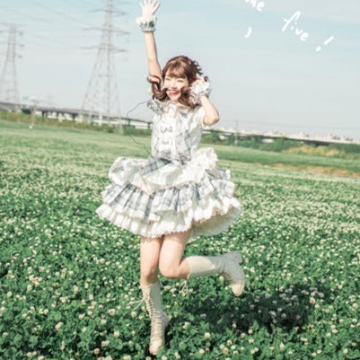 アイドル風フリルとチェックの2wayエプロンスカート