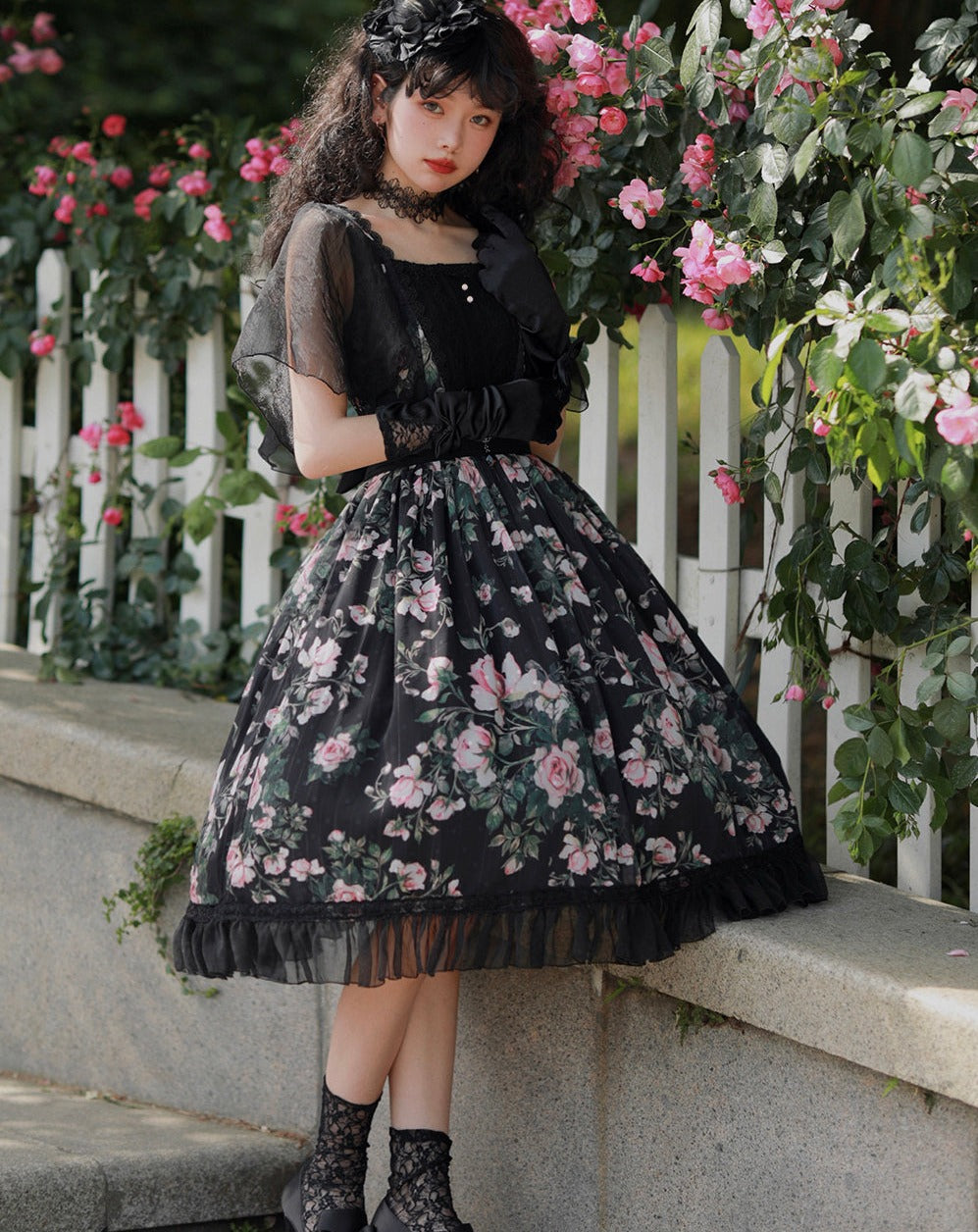 [Pre-order] Rose Garden Flying Sleeve Classic Lolita Dress