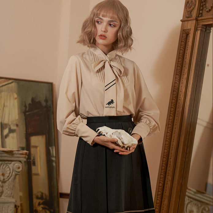 [Pre-order] Hogwarts School of Witchcraft and Wizardry blouse with tie