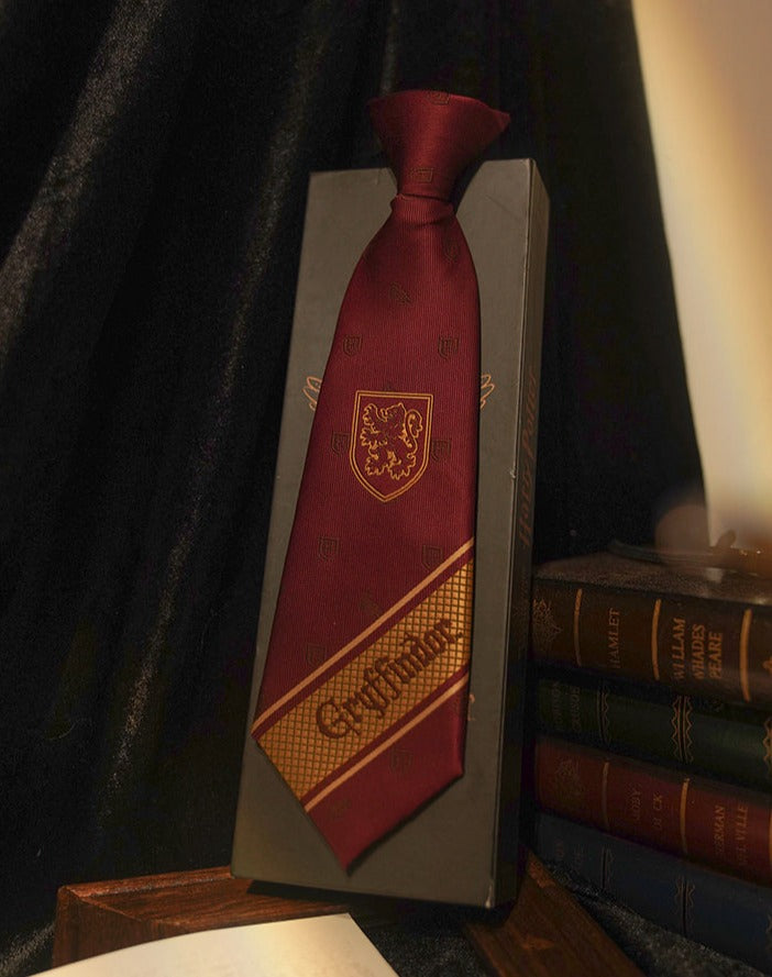 [Pre-order] Hogwarts School of Witchcraft and Wizardry one-touch necktie [20% OFF for combined purchases]