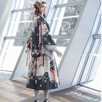 和ロリ苔桃の花咲くエレガント羽織