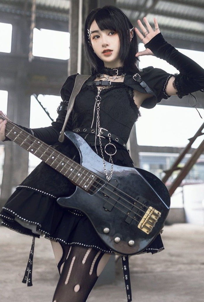 ライブ参戦服　ゴスロリ風　ジャンパースカート