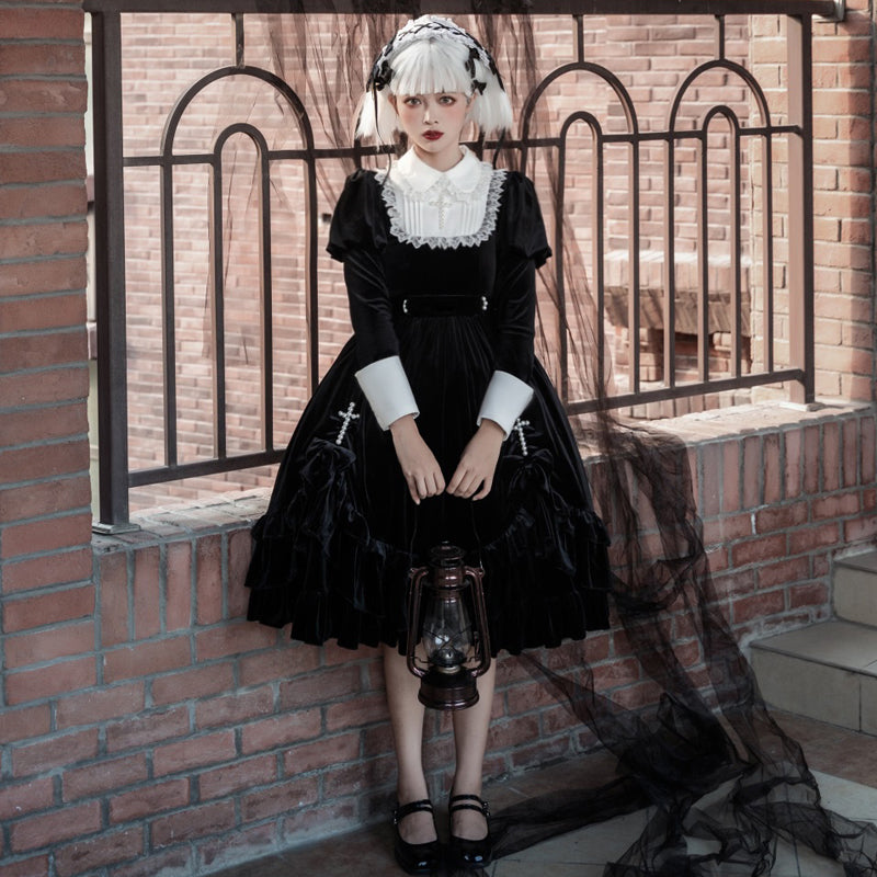 Black velvet pearl cloth dress