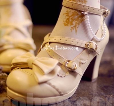 Elegant Pearlized Strap Lolita Shoes