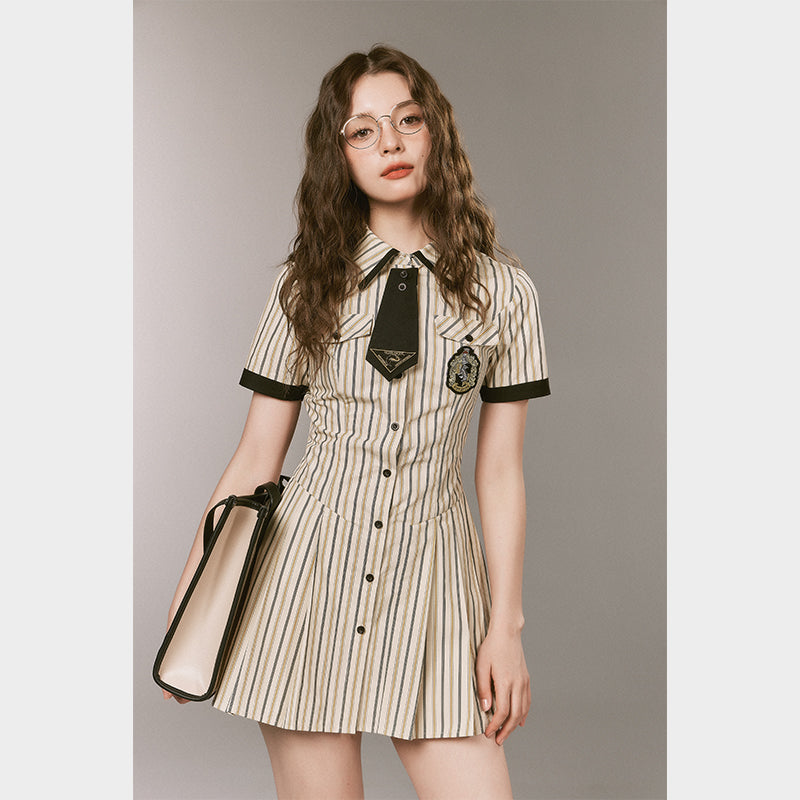 [Pre-order] Hogwarts School of Witchcraft and Wizardry Short sleeve striped dress and mini skirt