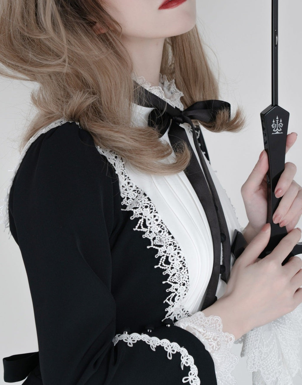 Freya's Fall Classical Lace Sleeve Dress