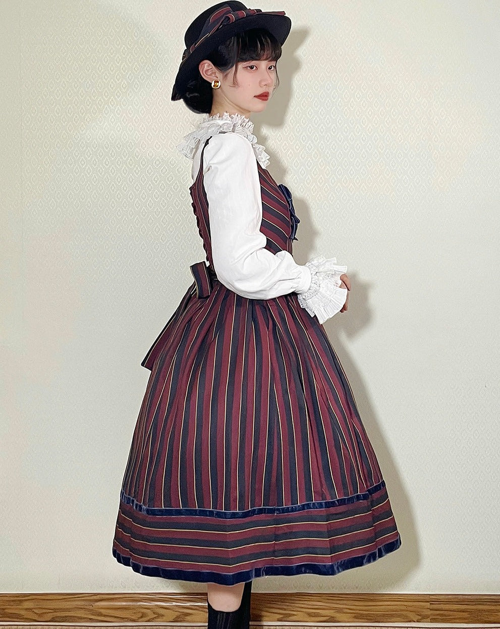 Gothic Lolita Vertical Striped Jumper Skirt of Lord Nobility