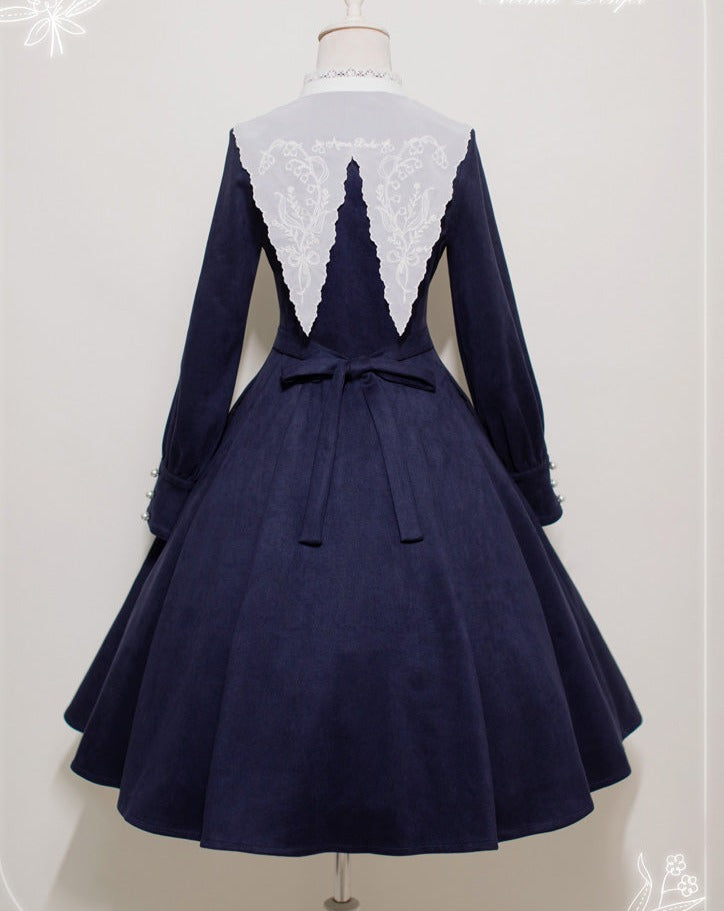 鈴蘭の刺繍襟 クラシカルワンピース
