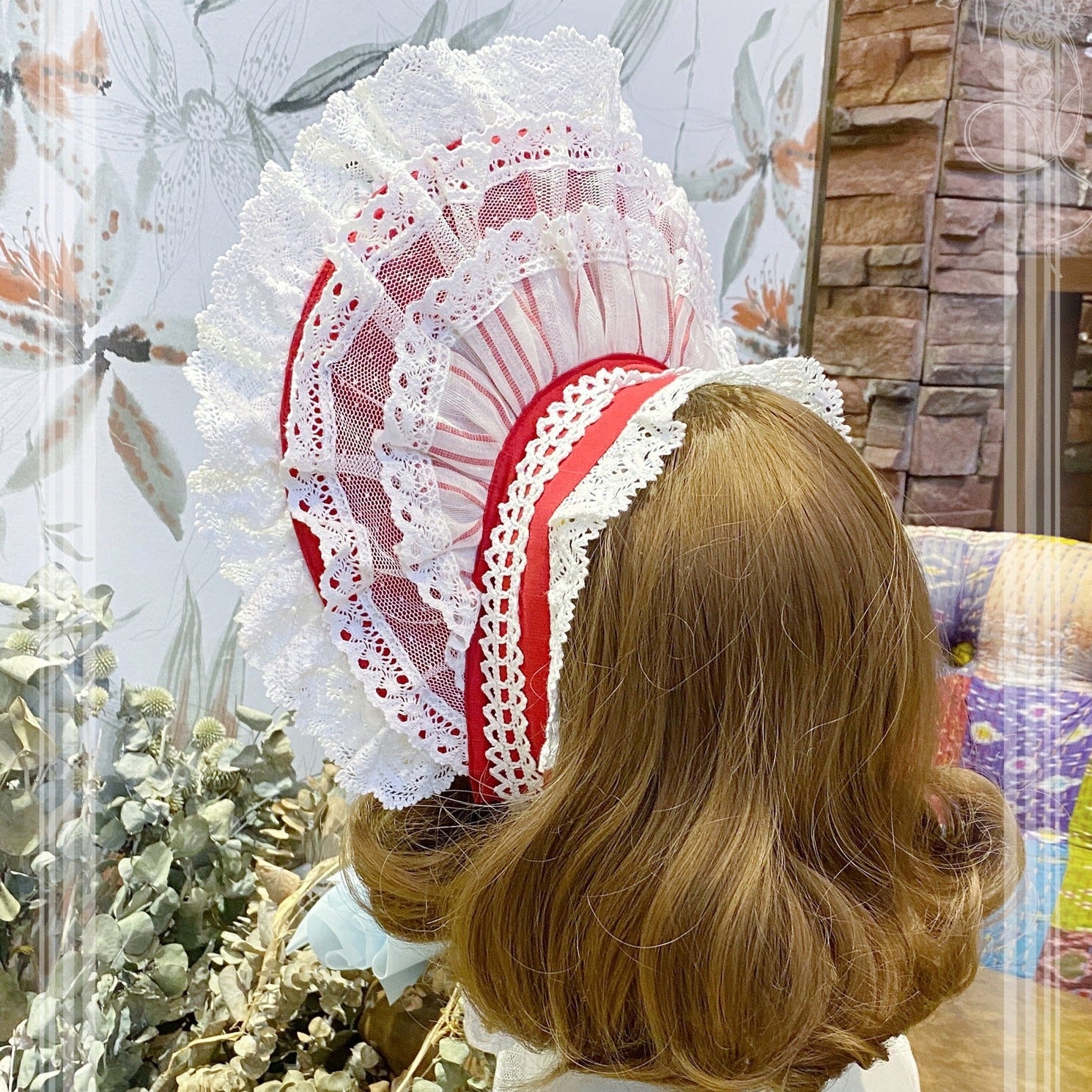 [Simultaneous purchase only] Frill and ribbon strawberry princess brooch, bonnet, choker, etc.