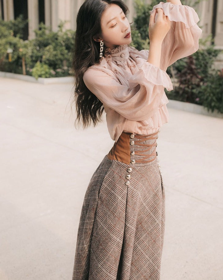French retro frilly blouse and plaid skirt setup
