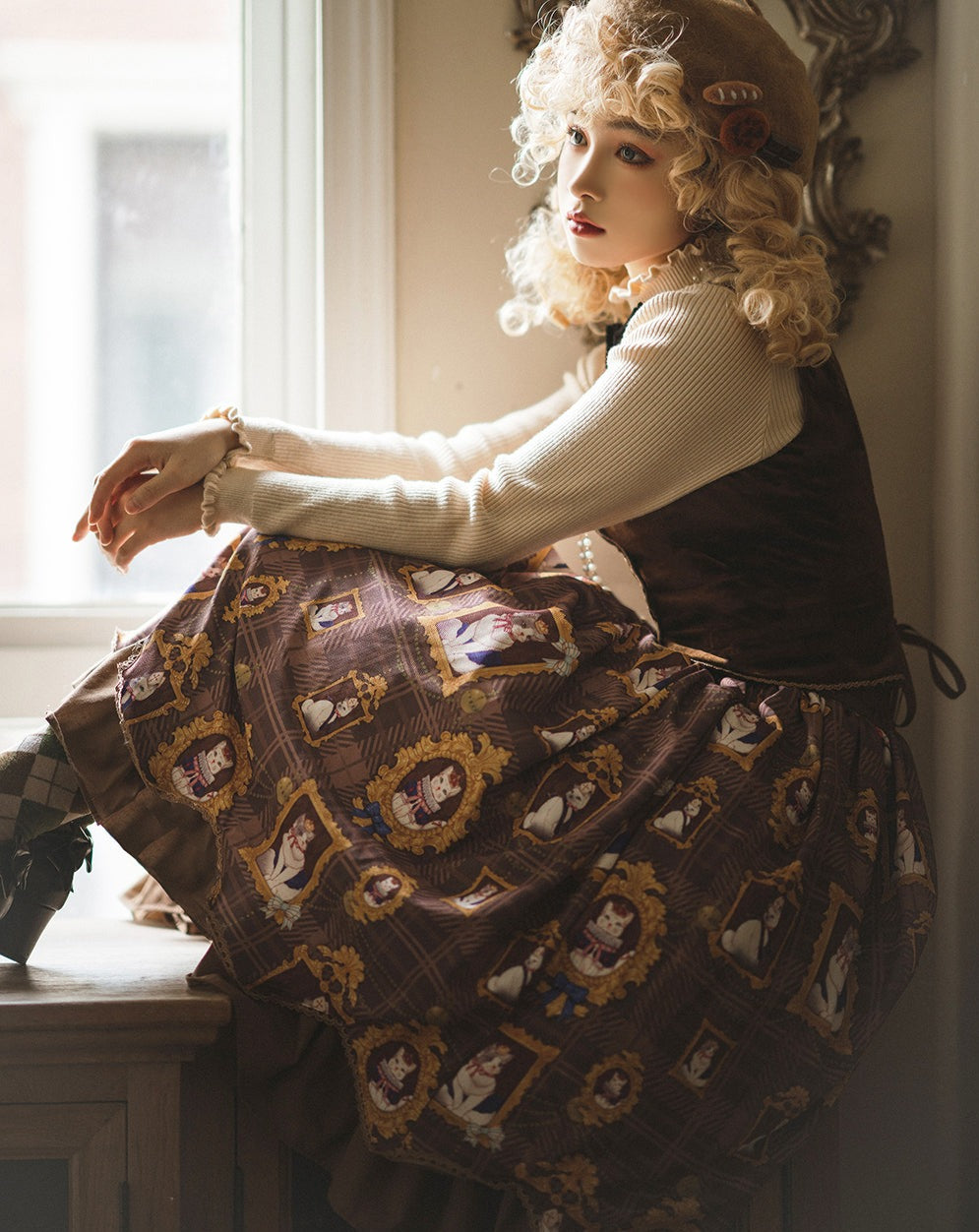[Pre-order] Frame Cat and Checkered Layered Skirt