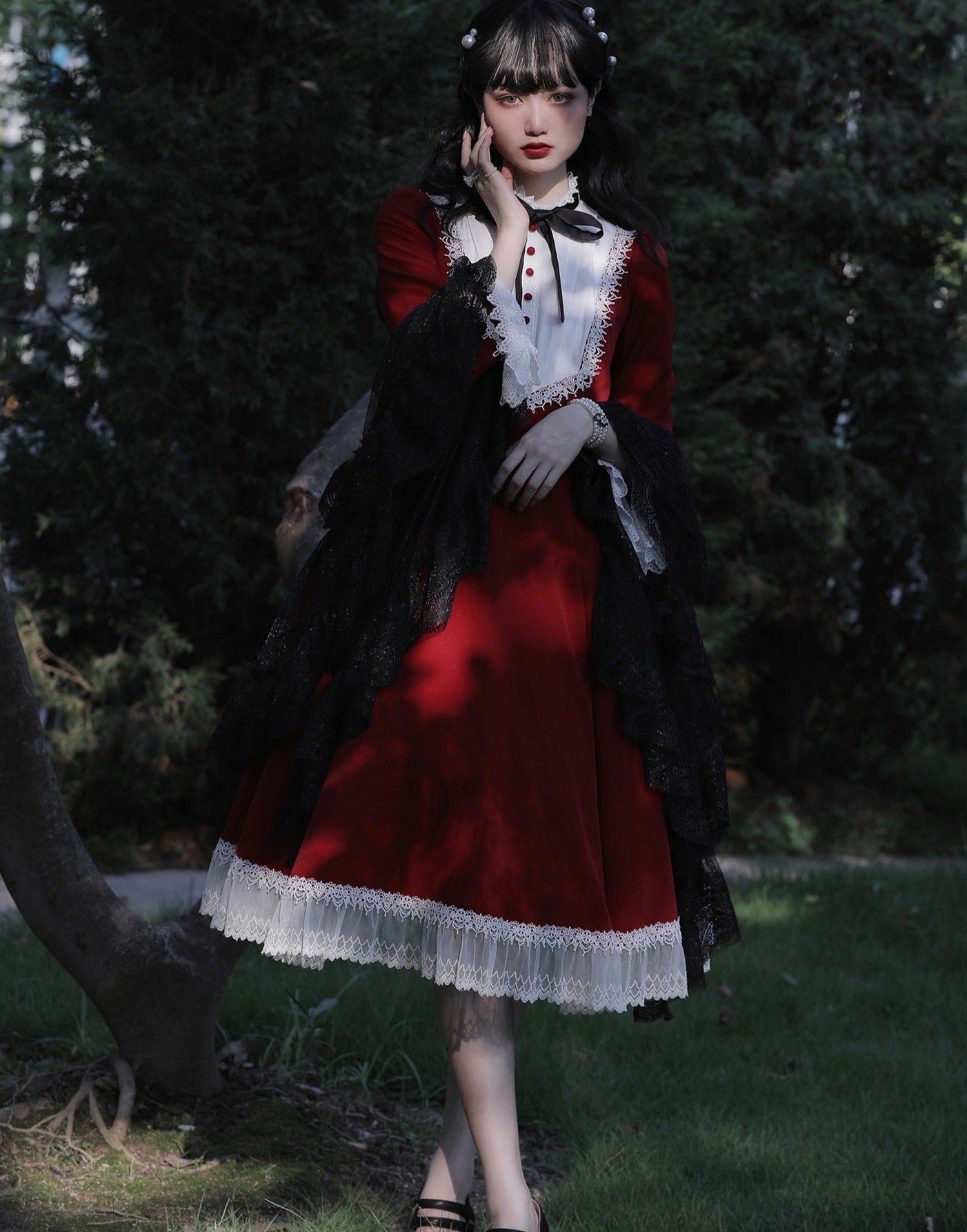 Freya's Fall Classical Lace Sleeve Dress
