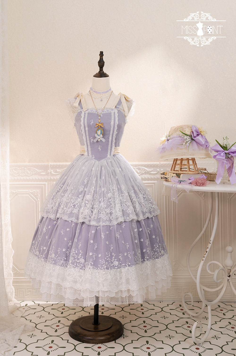 Suzuran flower embroidery layered jumper skirt