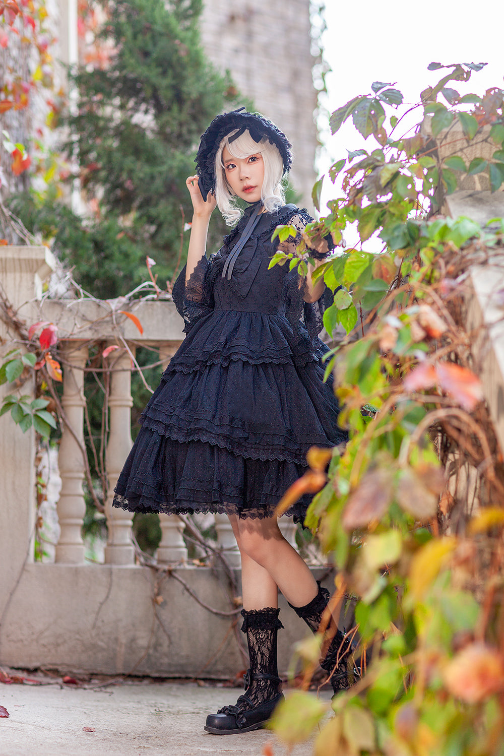 Tower of Dawn lace sleeve blouse