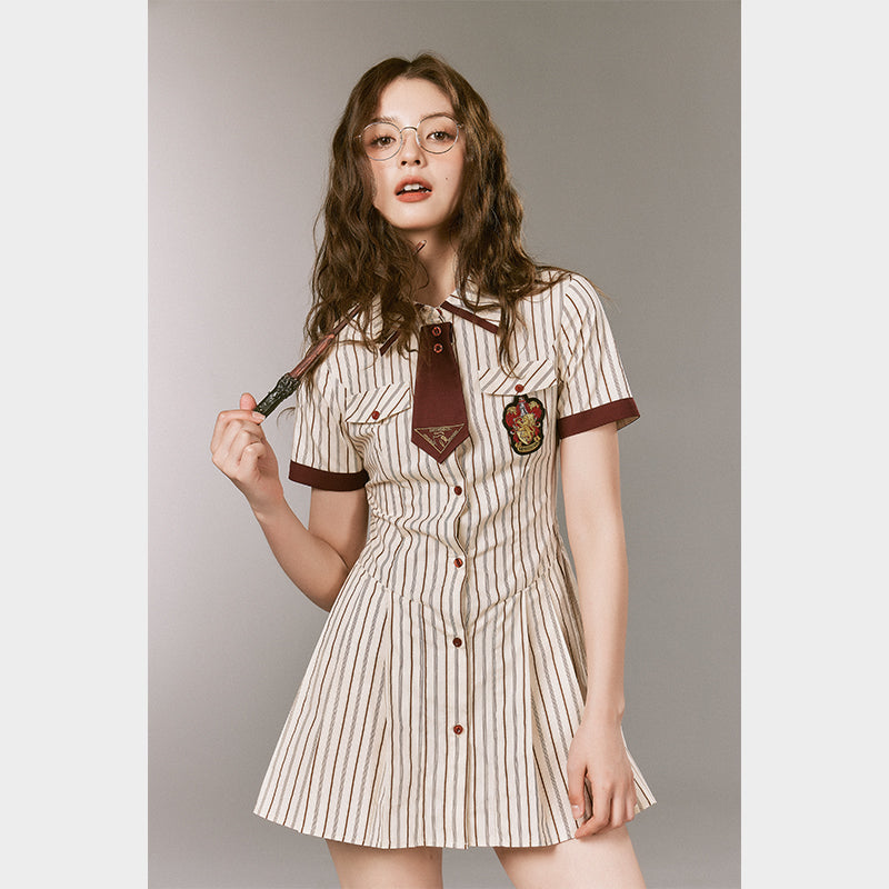 [Pre-order] Hogwarts School of Witchcraft and Wizardry Short sleeve striped dress and mini skirt