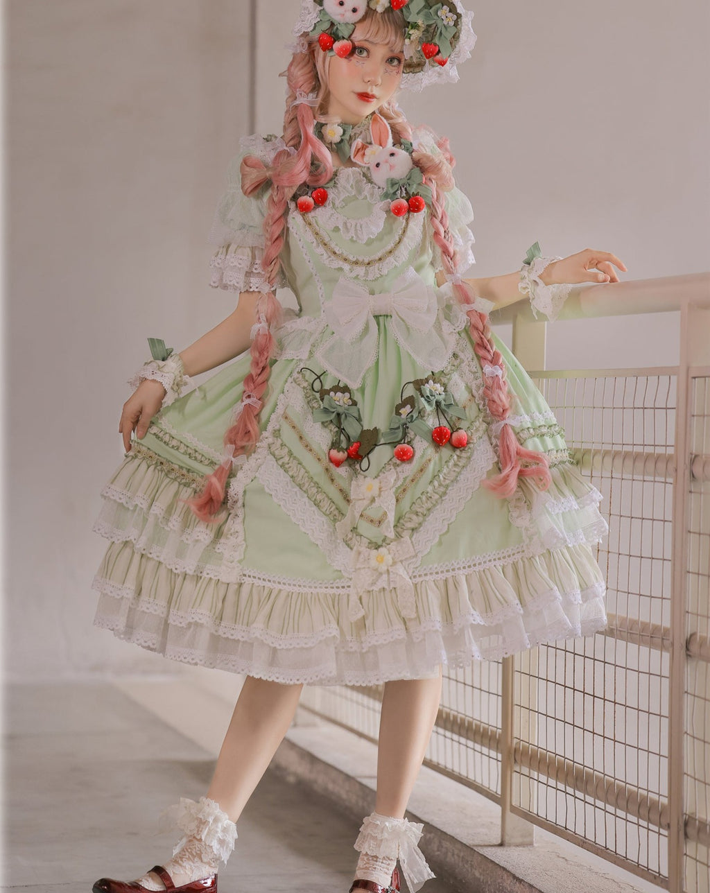 Strawberry princess dress with ruffles and ribbons in 4 colors