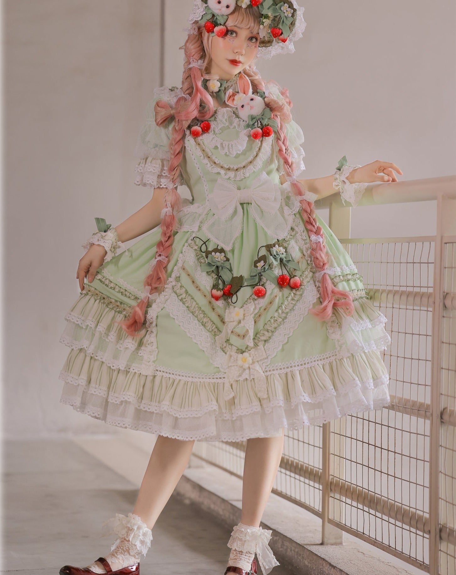 Strawberry princess dress with ruffles and ribbons in 4 colors