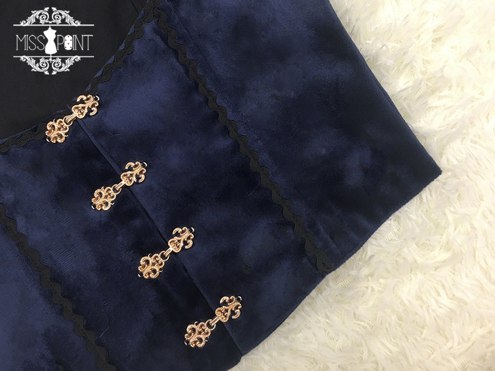 [Pre-order] Bavarian Girl Country-style Bone Vest
