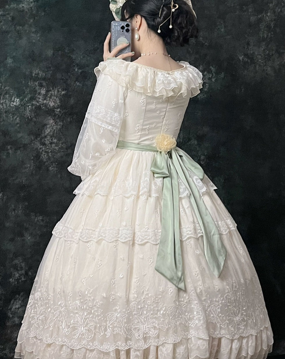 【３点セット】鈴蘭の花刺繍 オープンスカート エレガントドレス