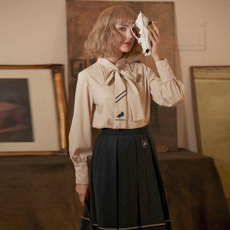 [Pre-order] Hogwarts School of Witchcraft and Wizardry blouse with tie