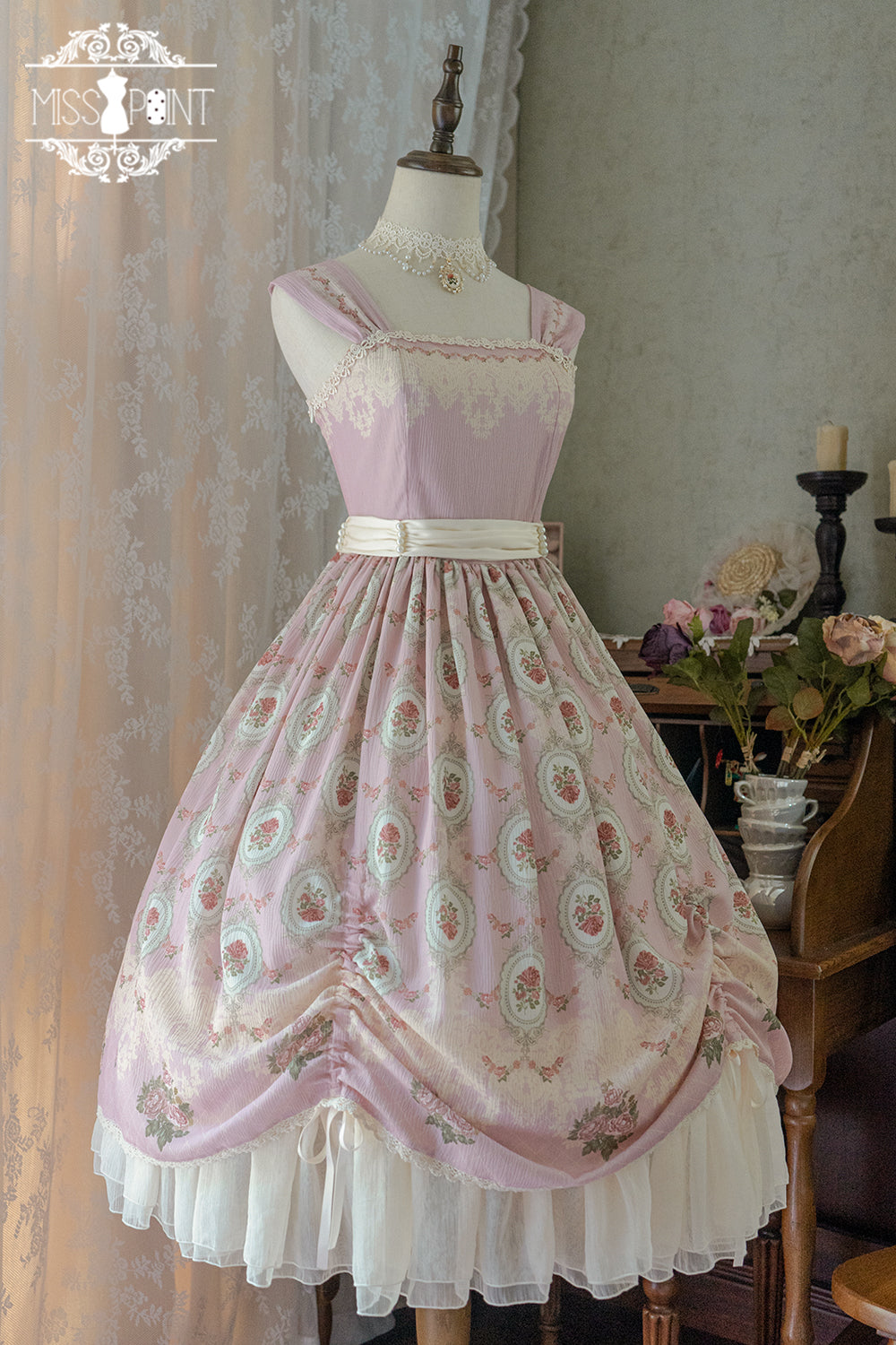 Find fragrance floral print jumper skirt