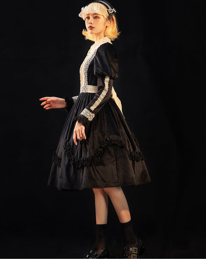 Evening Prayer velvet lace collar dress