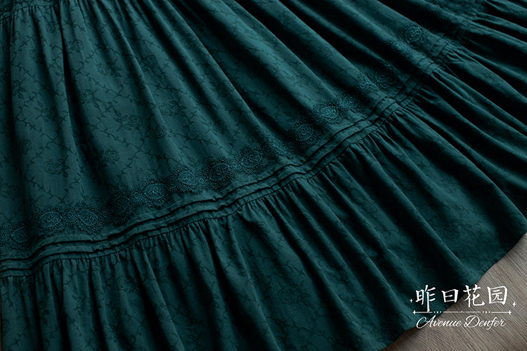 Classical cotton-jacquard lace stand-collar dress