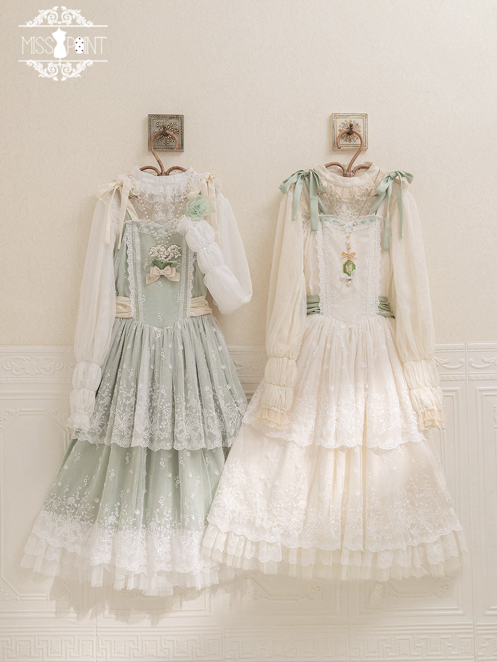 鈴蘭の花刺繍 レイヤードジャンパースカート