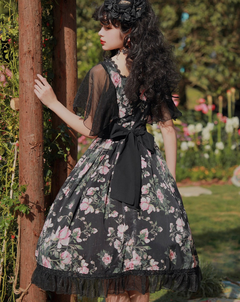 [Pre-order] Rose Garden Flying Sleeve Classic Lolita Dress